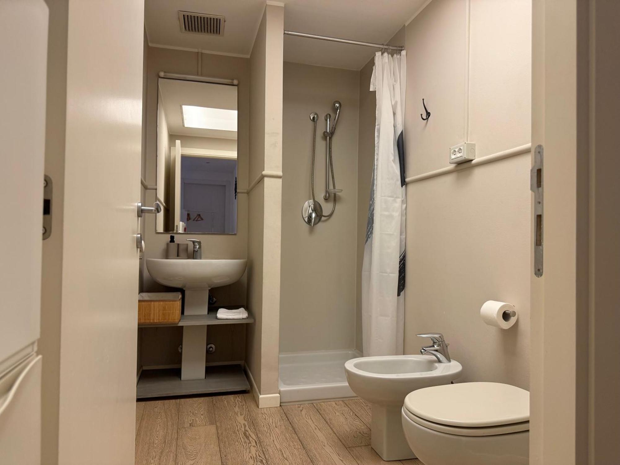 Gioire Apartments - มิลาน ภายนอก รูปภาพ